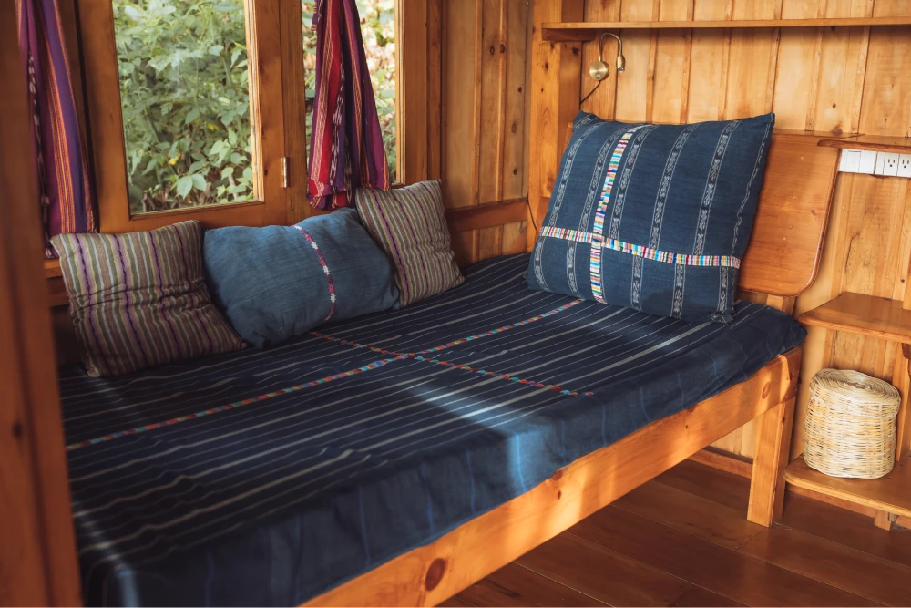 KawoqForest-Bungalow-Cabin-Indoor-meditation-lounge